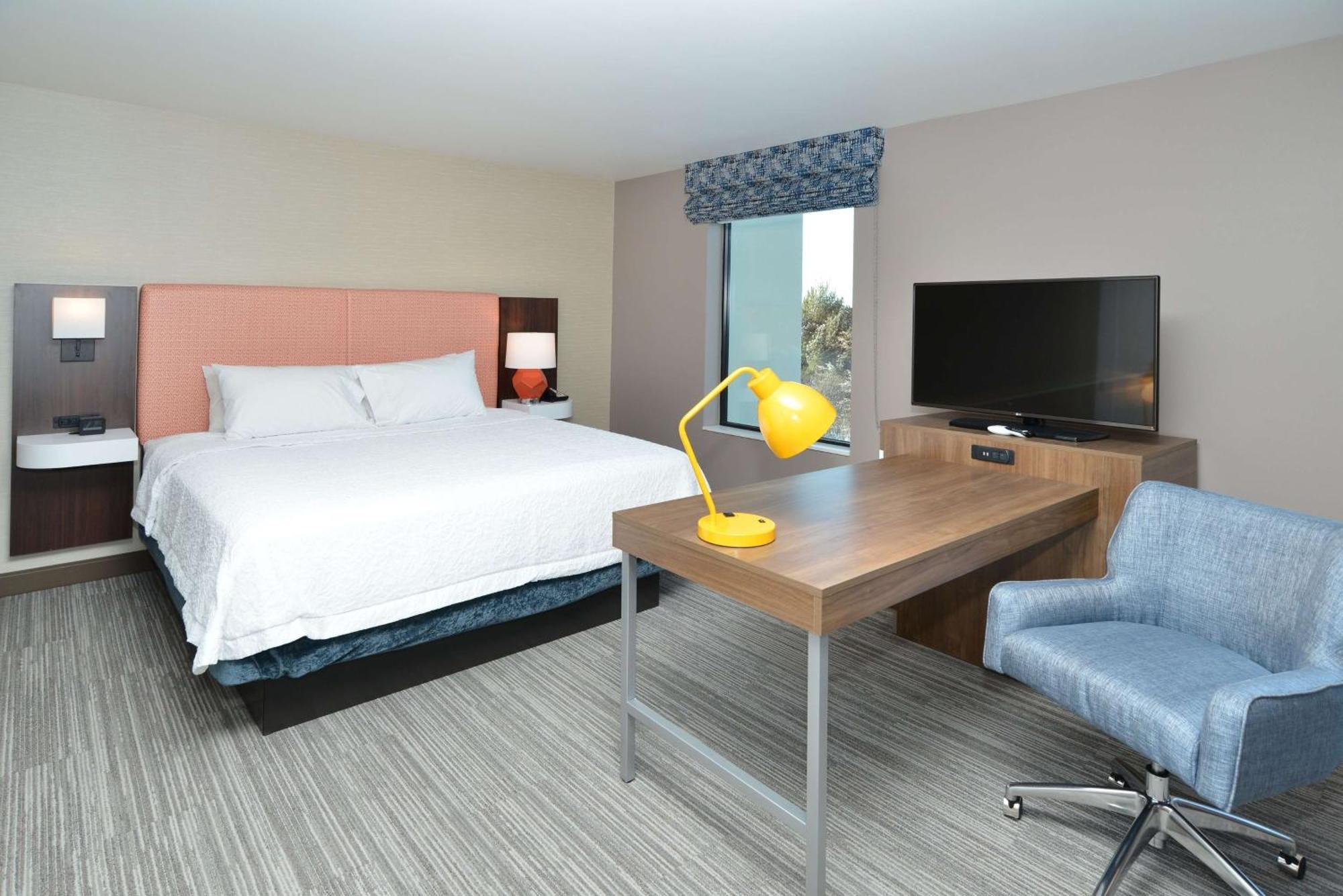 Hampton Inn & Suites Menomonie-Uw Stout Екстериор снимка