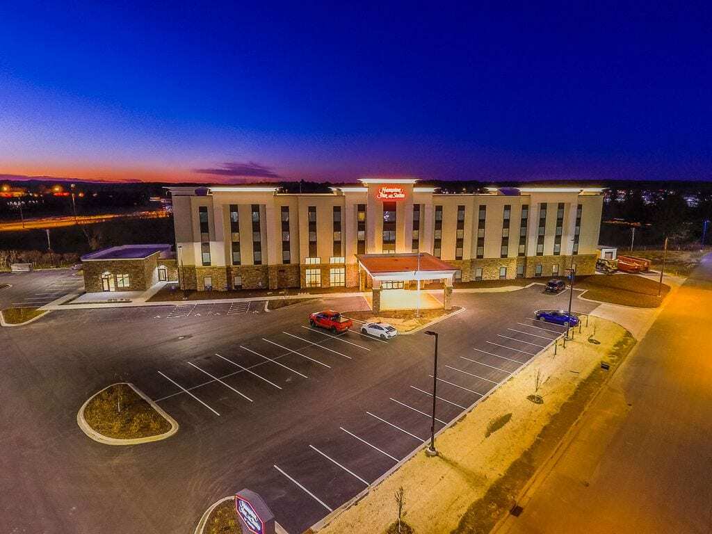 Hampton Inn & Suites Menomonie-Uw Stout Екстериор снимка